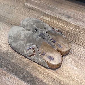 Brand new Birkenstock Bostons in taupe